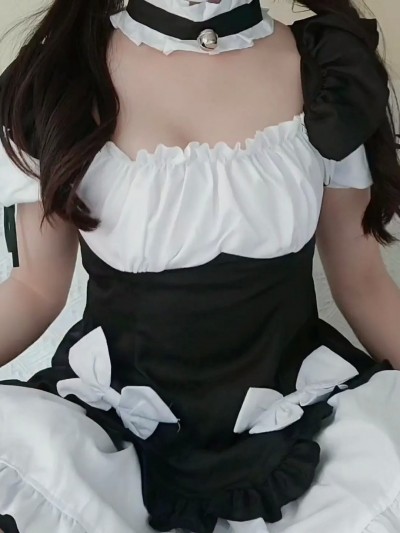 白桃少女  – Fishnet Stockings