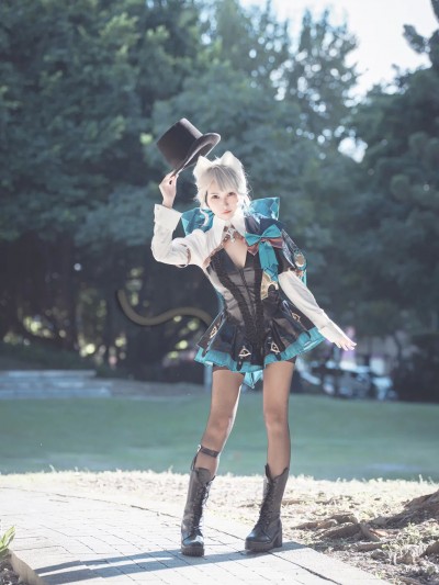 慕慕Momo cosplay Lynette – Genshin Impact