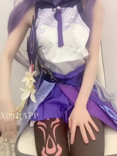 Unknown Cosplayer cosplay Keqing – Genshin Impact