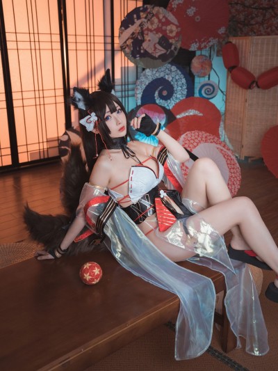[rioko凉凉子] 天城泳装 (Azur Lane)