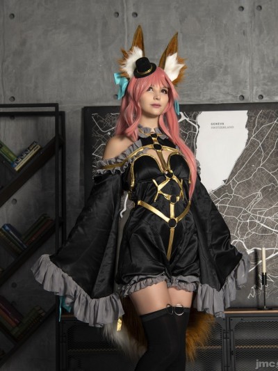 Tsuki Desu - Tamamo-no-Mae (Full Nude)