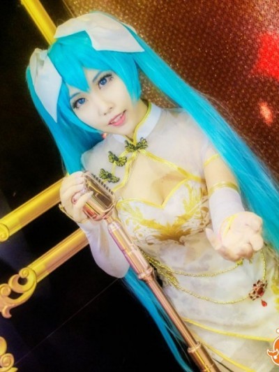 《VOCALOID》V金丝雀ver C O S