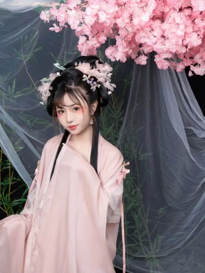 爆机少女喵小吉 - 清平乐